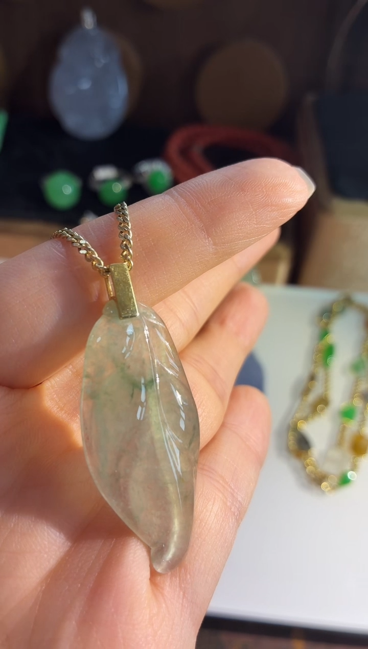 吊坠(不含链)18K金镶嵌翡翠吊坠