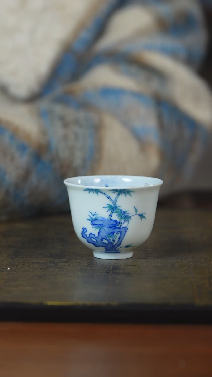 弥云斋斗彩竹纹主人杯