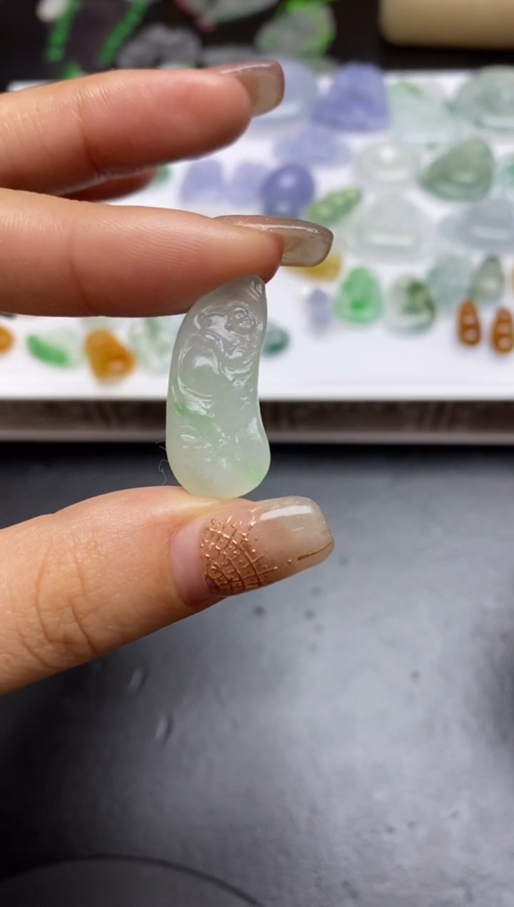 【闪购商品】定制翡翠未镶嵌翡翠毛货~