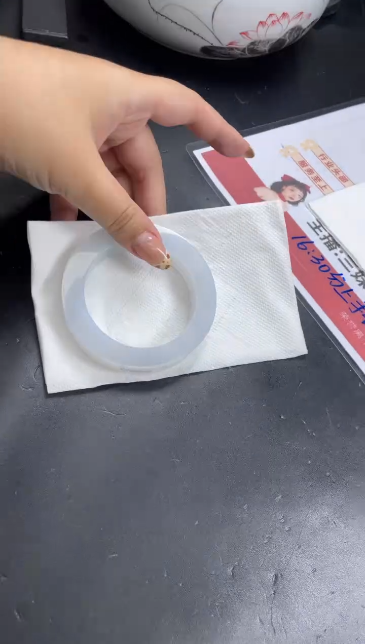 【闪购商品】定制翡翠手镯未镶嵌SZZML35DZS（尾款）