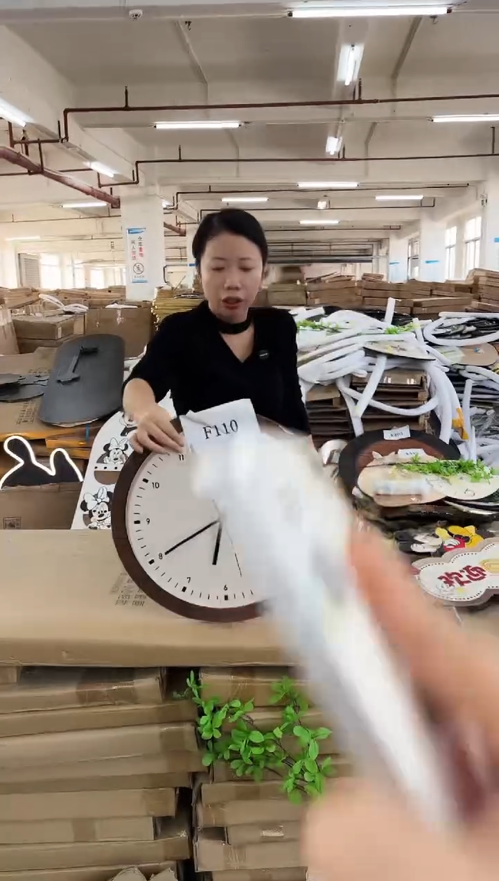 横款孤品果果微瑕闪购F110