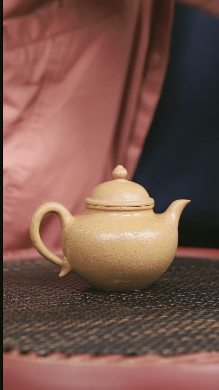 【闪购商品】紫砂黄金段64号秋水180cc////