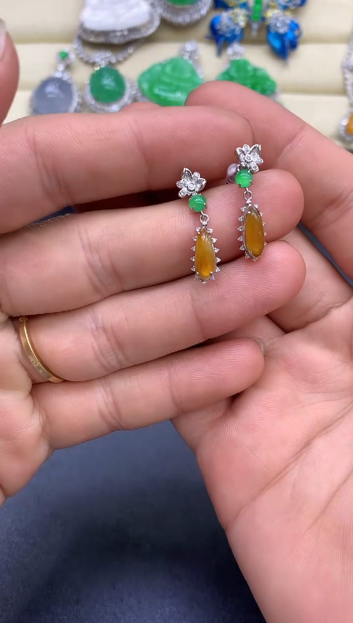 18K金镶嵌翡翠耳饰180-中国好珍宝