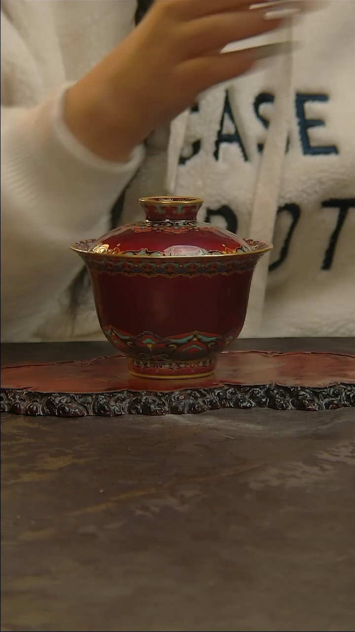 【闪购商品】青花手绘朗红盖碗