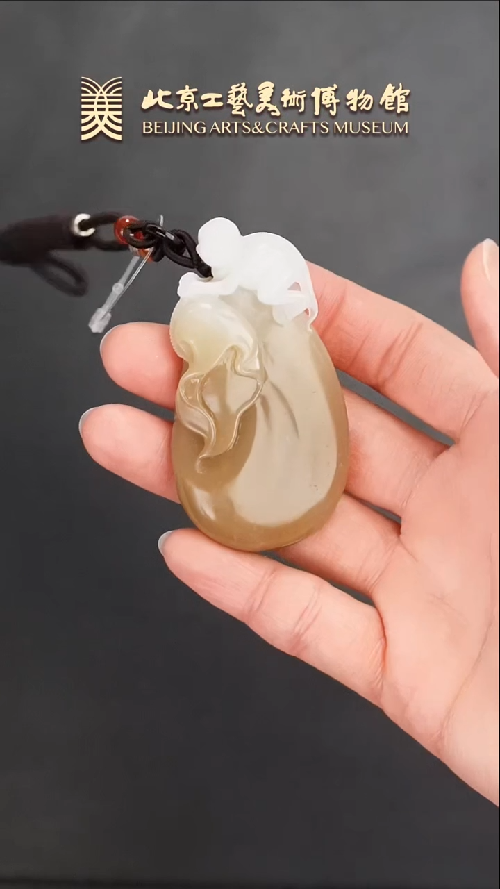 【闪购商品】和田玉挂件未镶嵌B0123GMD276俏雕玉布袋猴