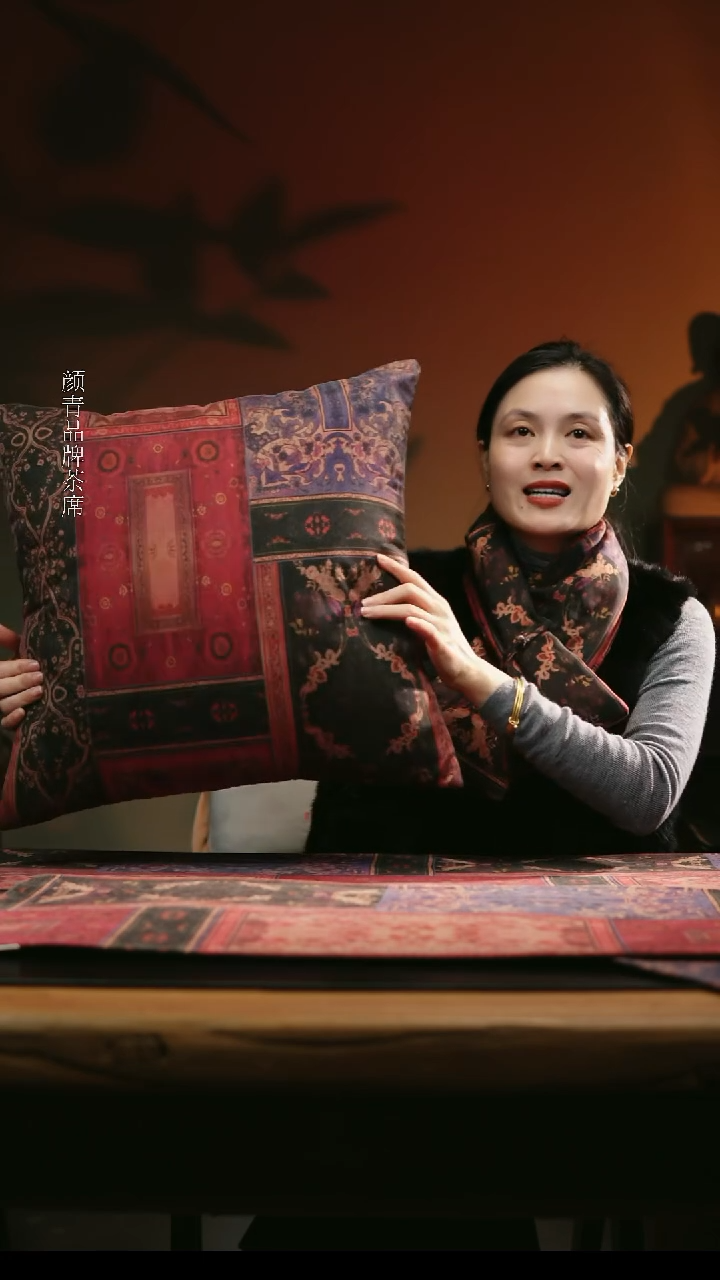 喜见造物布艺尺寸抱枕