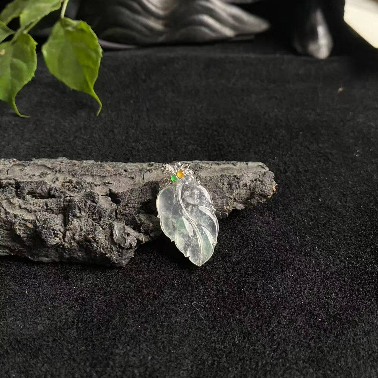 天然缅甸翡翠高冰雪花棉金枝玉叶挂件18k金镶嵌吊坠气质时尚挂坠