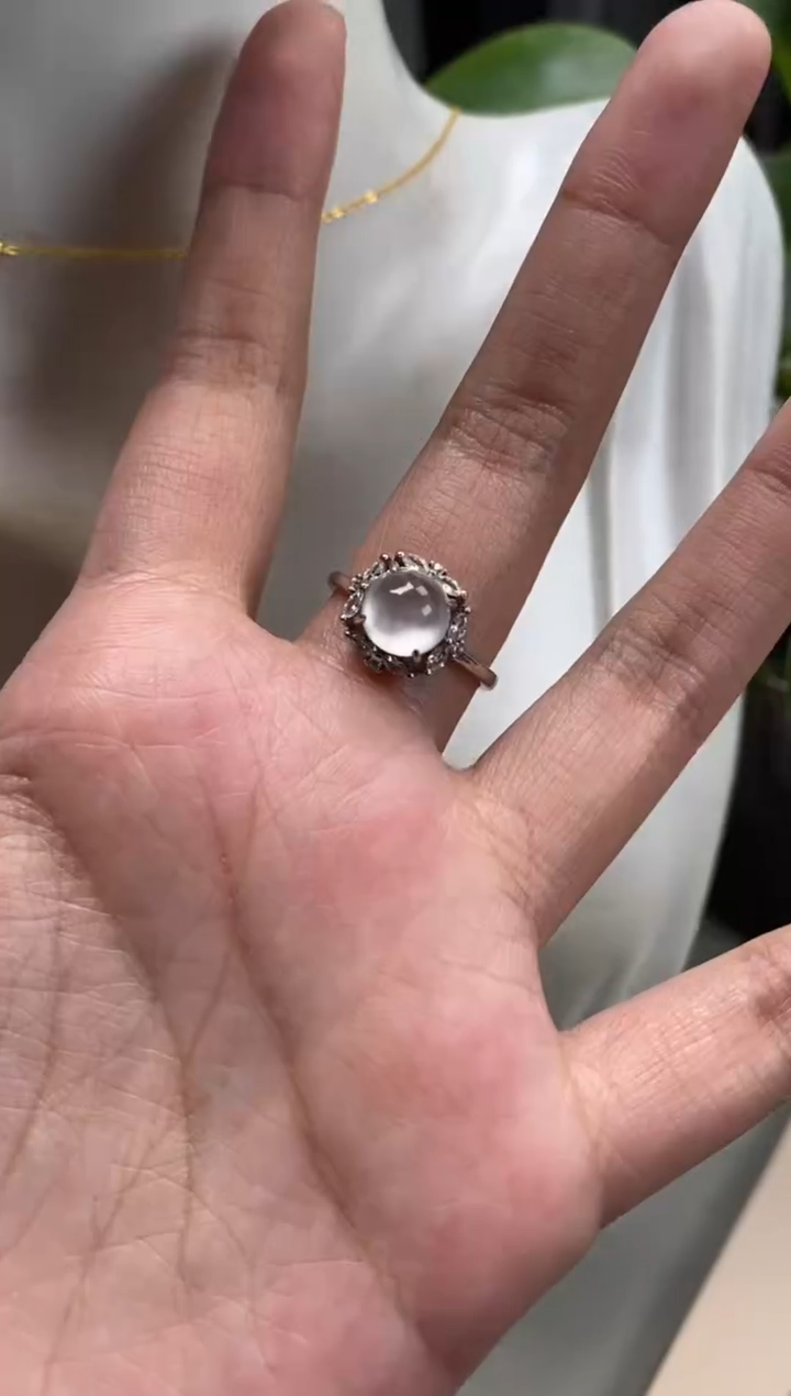 【闪购商品】翡翠颈饰银S925镶嵌翡翠冰种蛋面