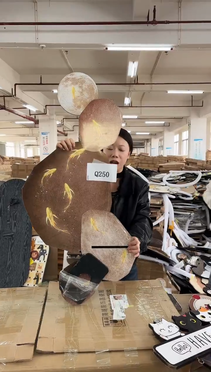 横款孤品果果微瑕闪购Q250