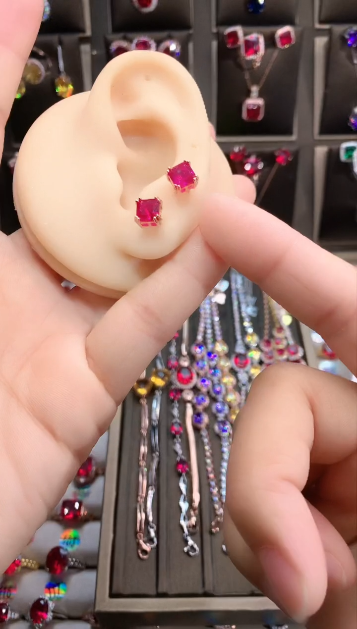 【闪购商品】红宝石耳饰银S925镶嵌玫瑰金6