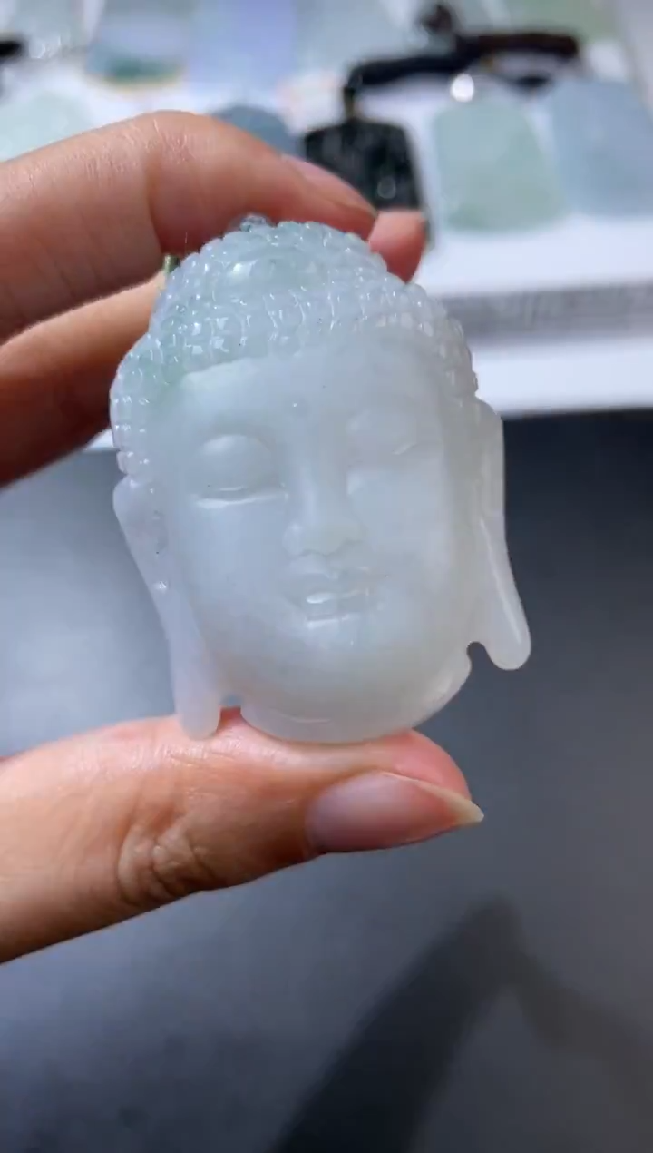未镶嵌挂件翡翠376932   多人
