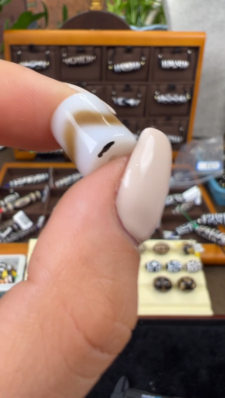 【闪购商品】玛瑙/玉髓吊坠(不含链)未镶嵌69.(微瑕随机发货)