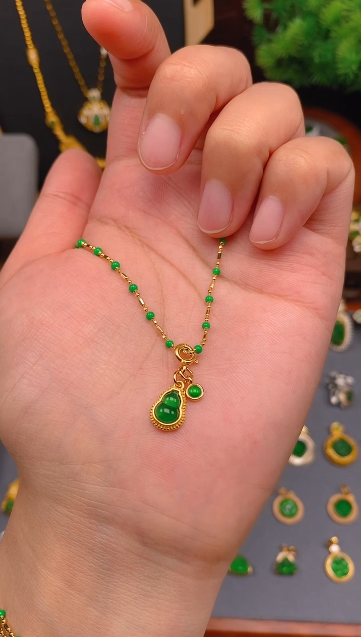 【闪购商品】翡翠吊坠(不含链)银S925镶嵌蛋面葫芦万能扣