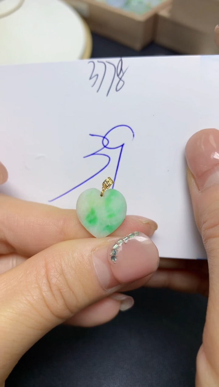 【闪购商品】翡翠挂件18K金镶嵌 天然翡翠A货