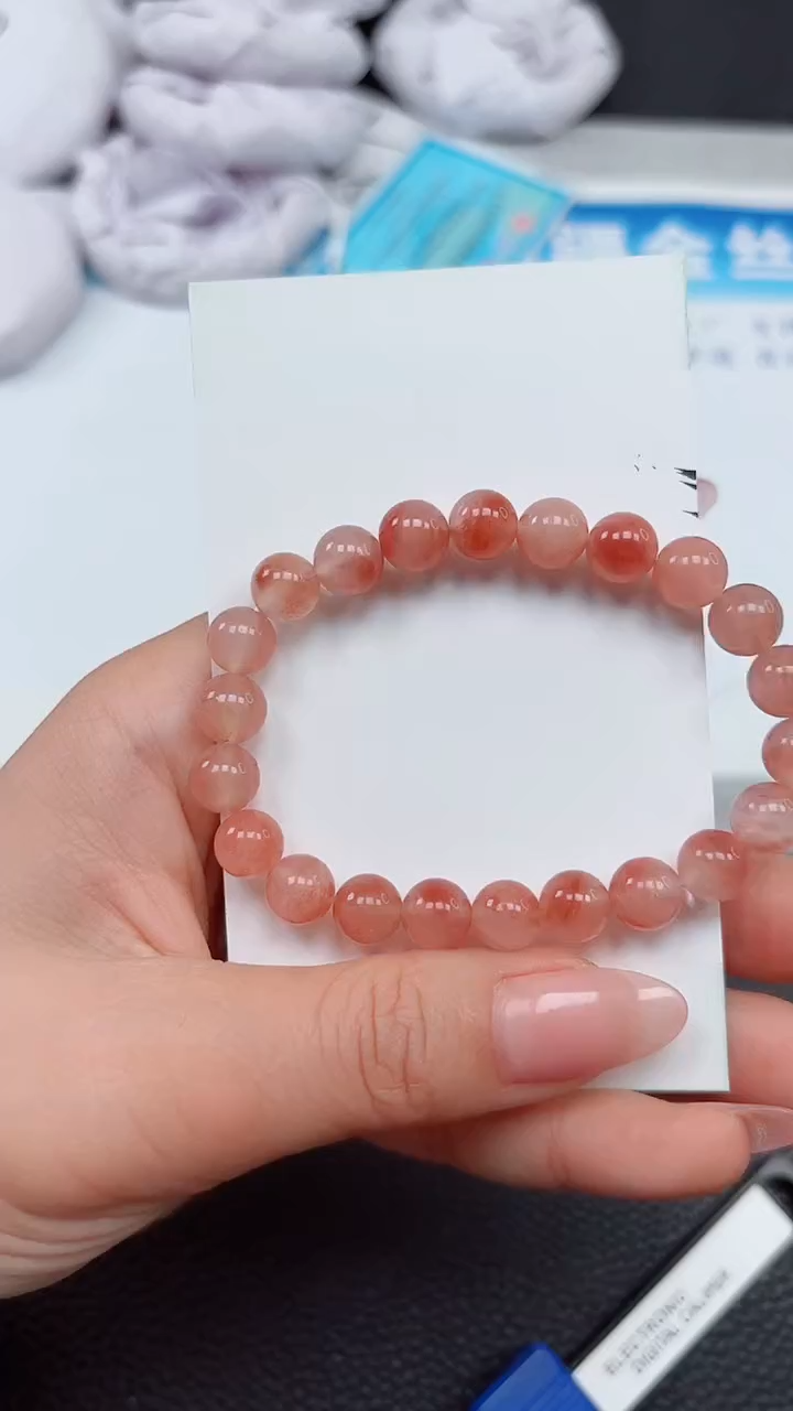 【闪购商品】石英质玉手镯未镶嵌桃8