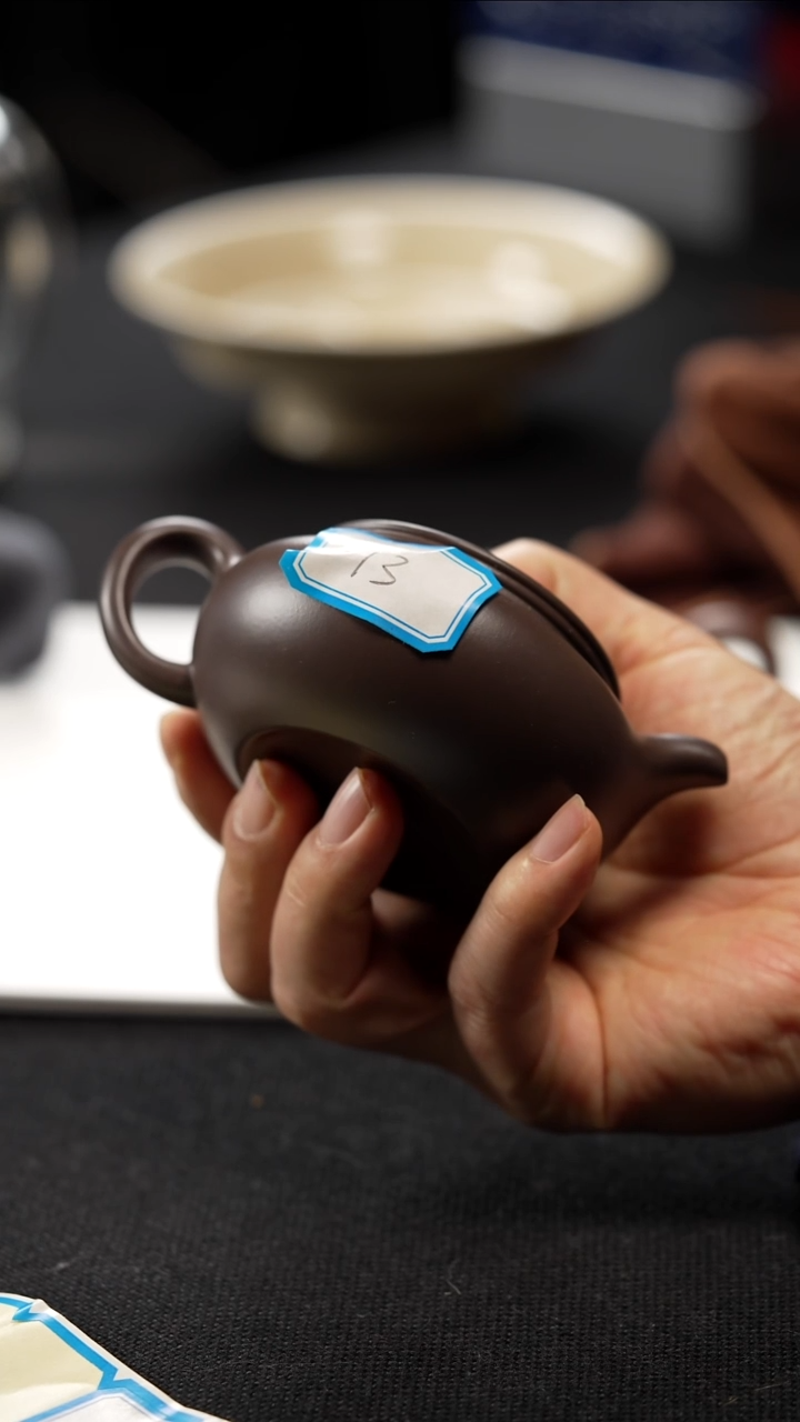 茶壶紫砂?*衣微瑕紫砂壶13