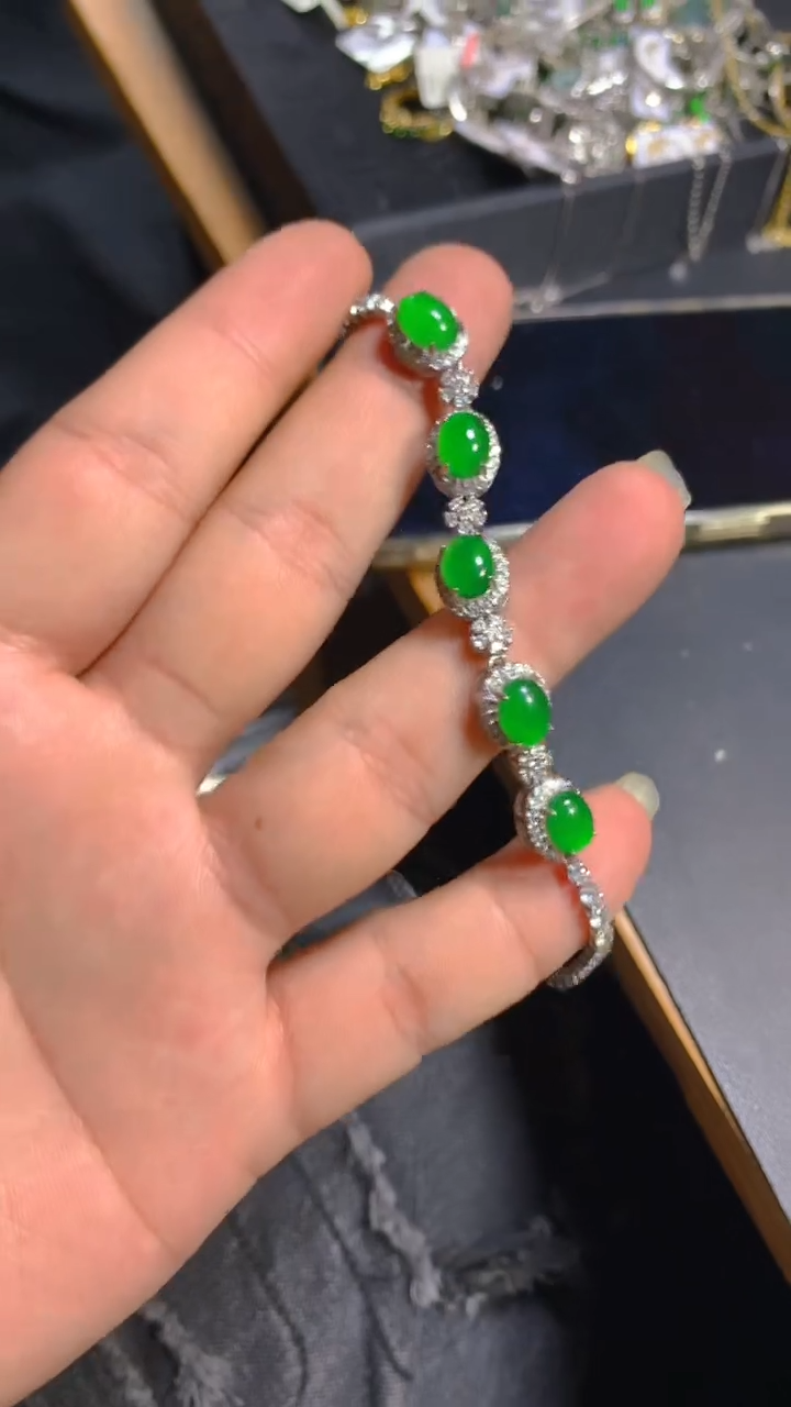 【闪购商品】翡翠手链未镶嵌0145844442/多样性发一