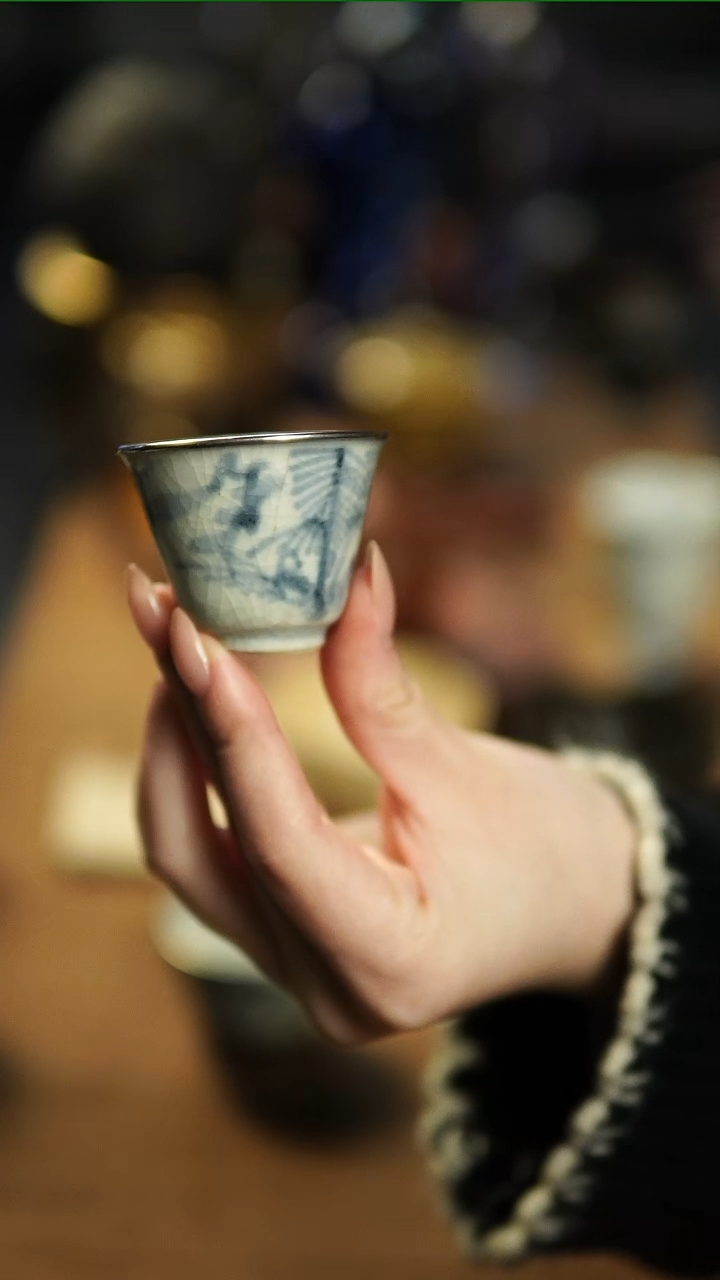 茶盏宇****?青花修复老杯子