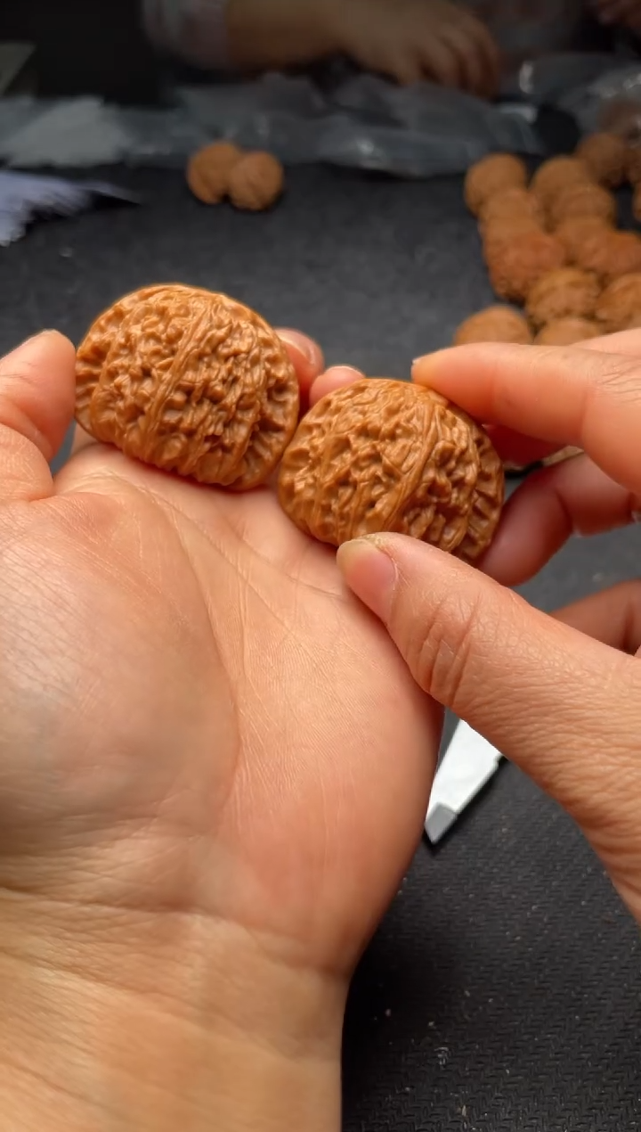 把件文玩核桃w102  白狮子 43尺