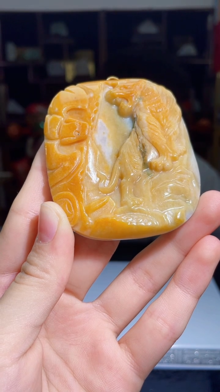 翡翠未镶嵌吊坠(不含链)A38