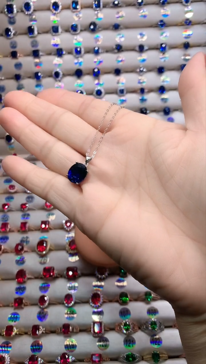 【闪购商品】蓝宝石吊坠(赠链)银S925镶嵌银色