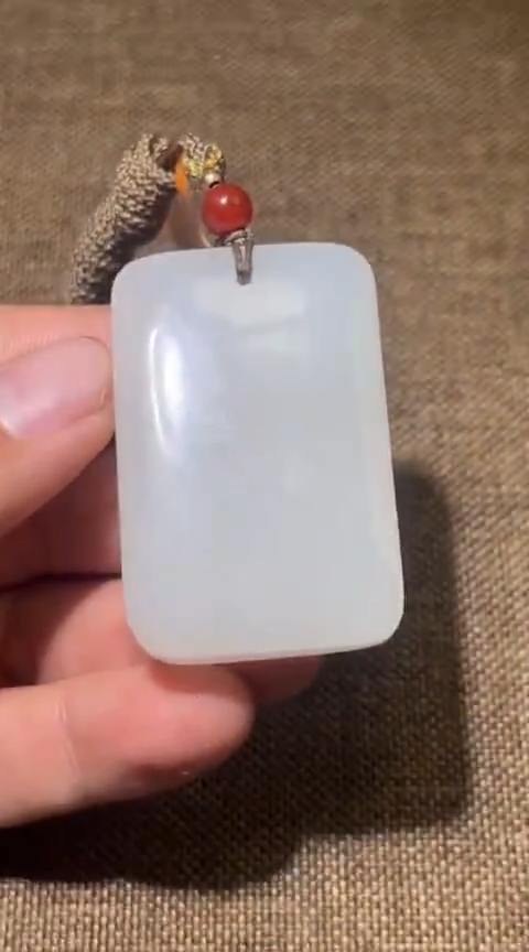 【闪购商品】和田玉1.21LL多样性拍一发一未镶嵌24