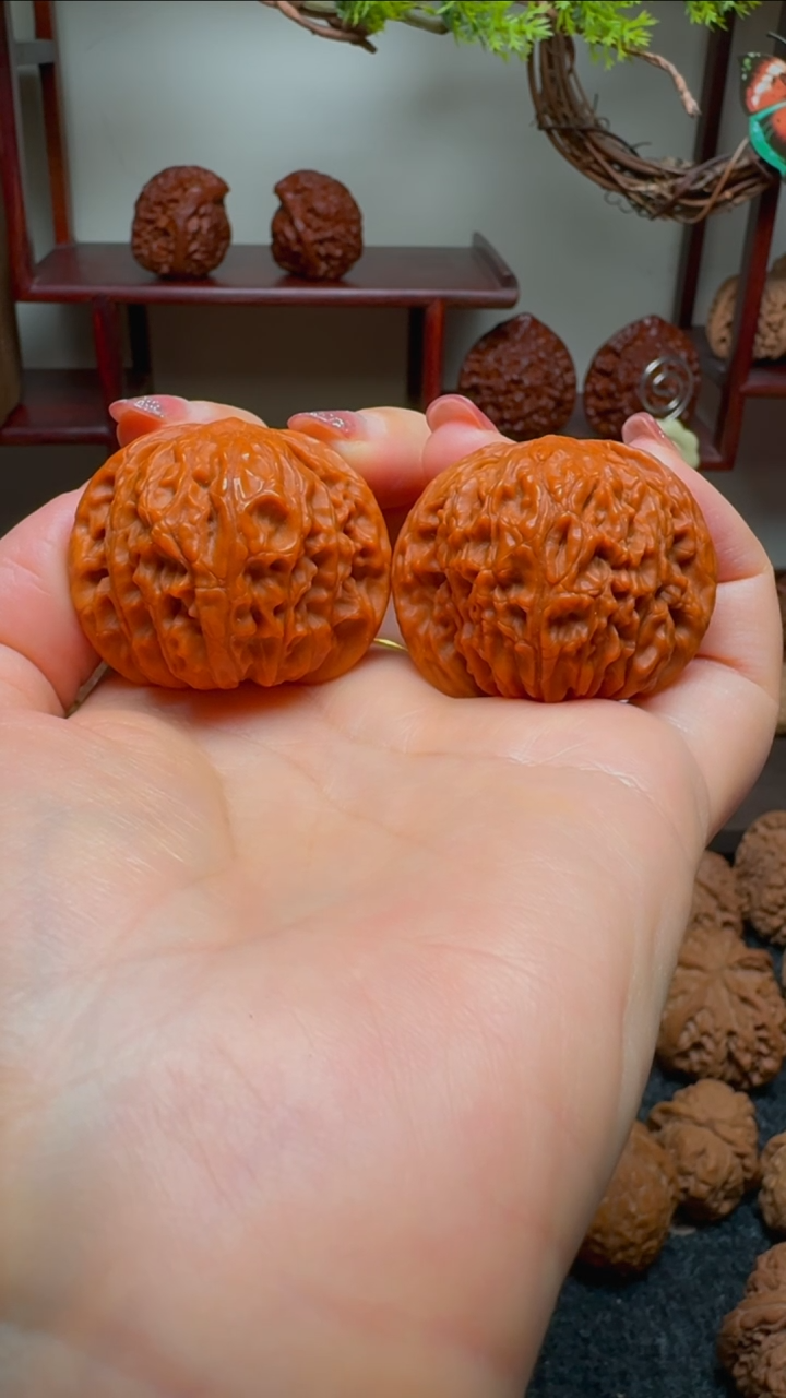 【闪购商品】文玩核桃把件磨盘狮子头（正）