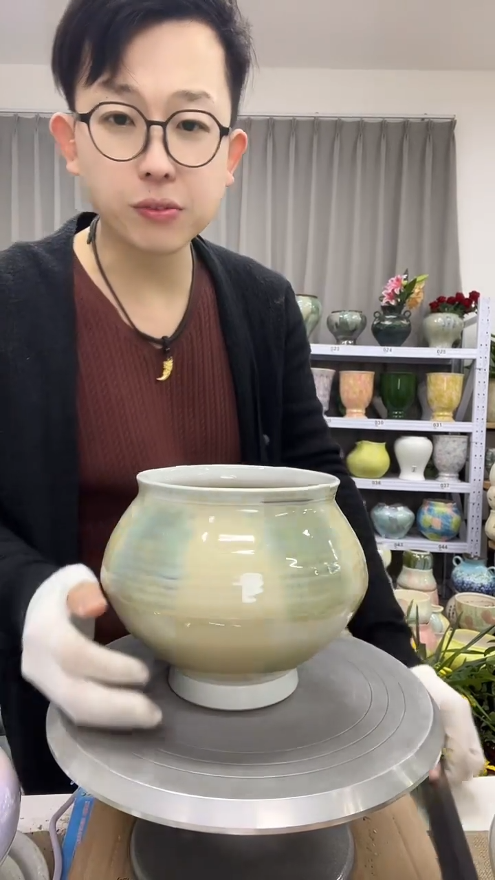 【12.10陶瓷花盆】  高度18    口径     14.5