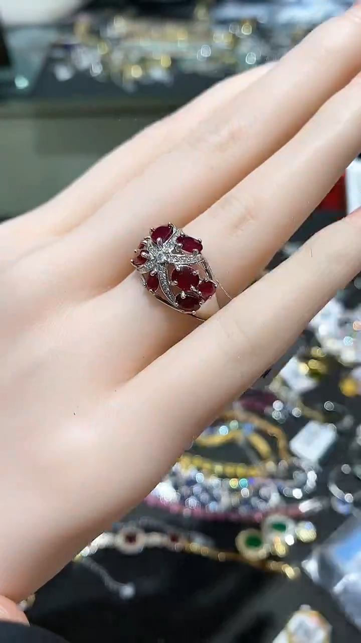 【闪购商品】红宝石戒指银S925镶嵌戒指