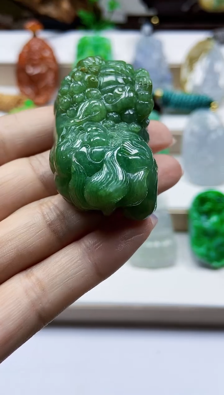 颈饰未镶嵌翡翠翡翠A货