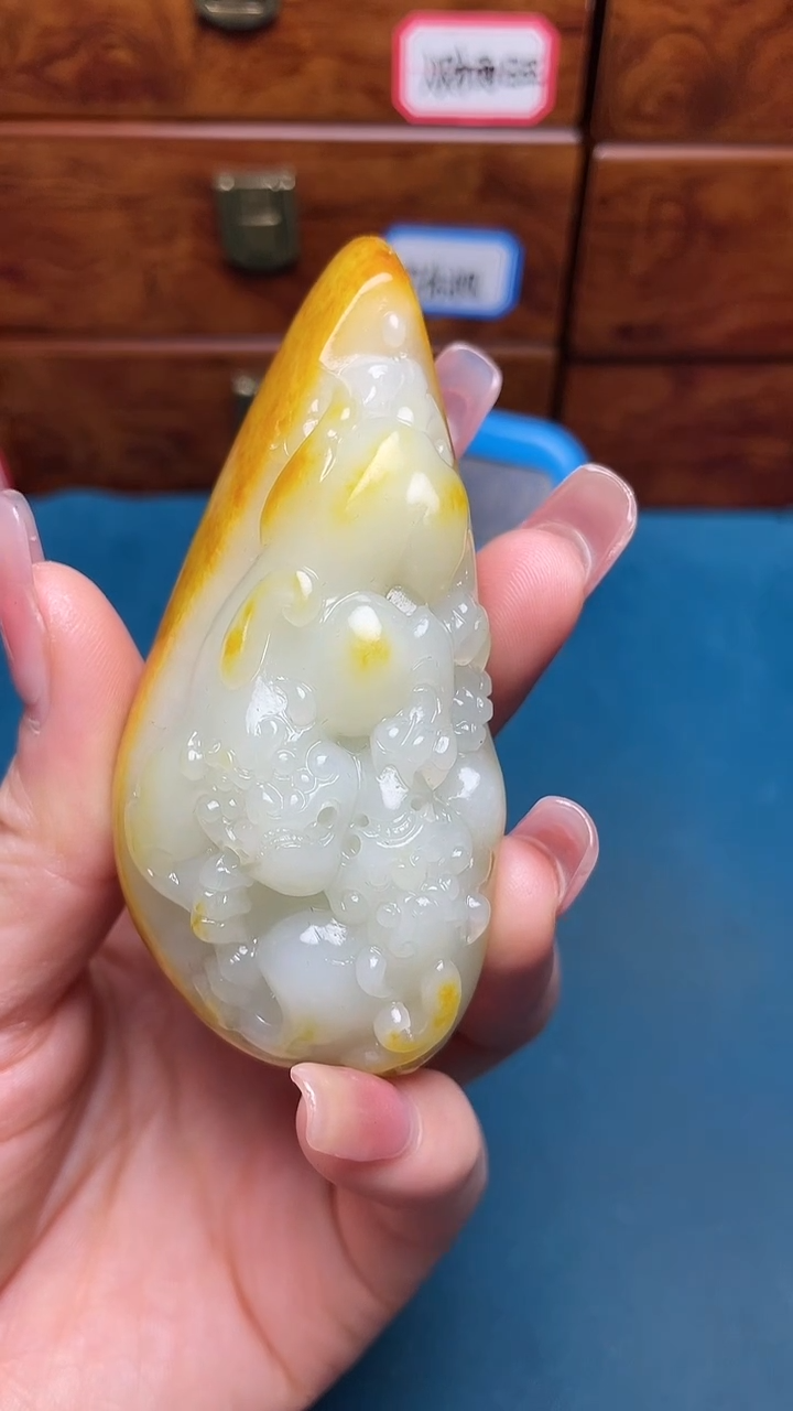 【闪购商品】和田玉把件未镶嵌和田玉