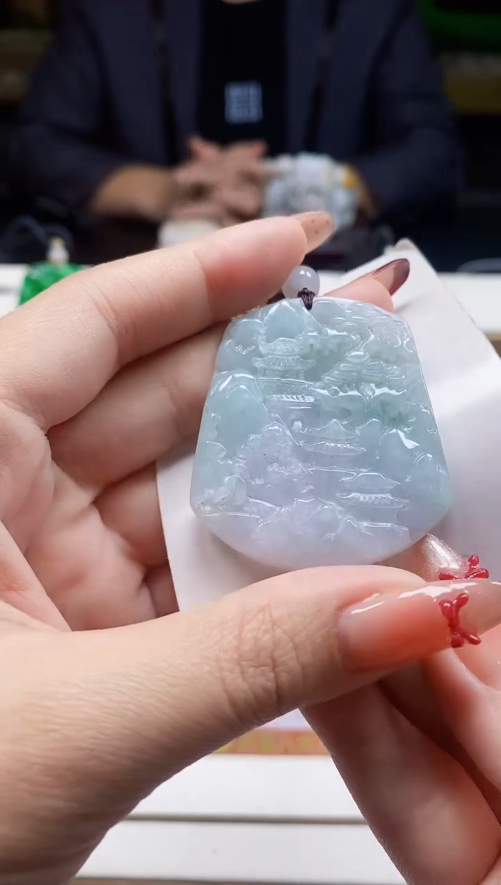 颈饰未镶嵌翡翠翡翠A货