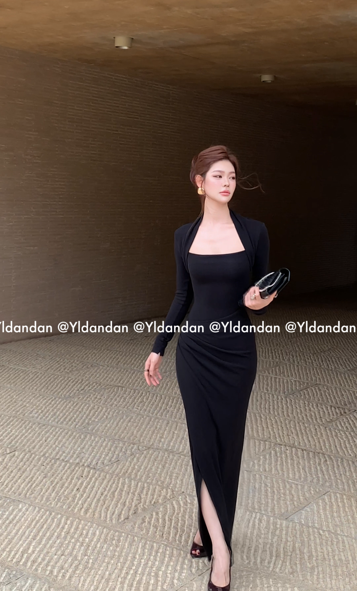 @YLDandan|爱神再临复古梦幻简约修身方领褶皱高腰法式秋冬连衣裙
