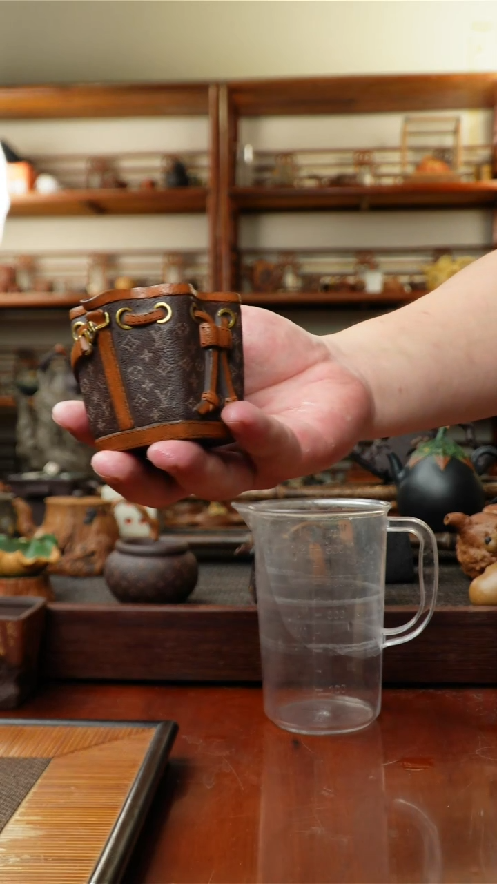 茶壶紫砂包包公杯你不会看举报