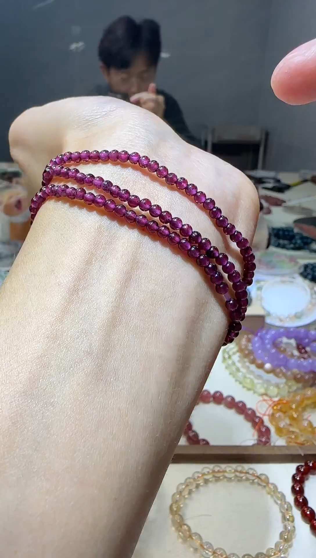 【闪购商品】石榴石（紫牙乌）手链未镶嵌紫牙乌石榴石三圈