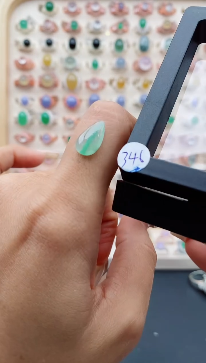 【闪购商品】翡翠裸石 缅甸天然A货翡翠333  4+346