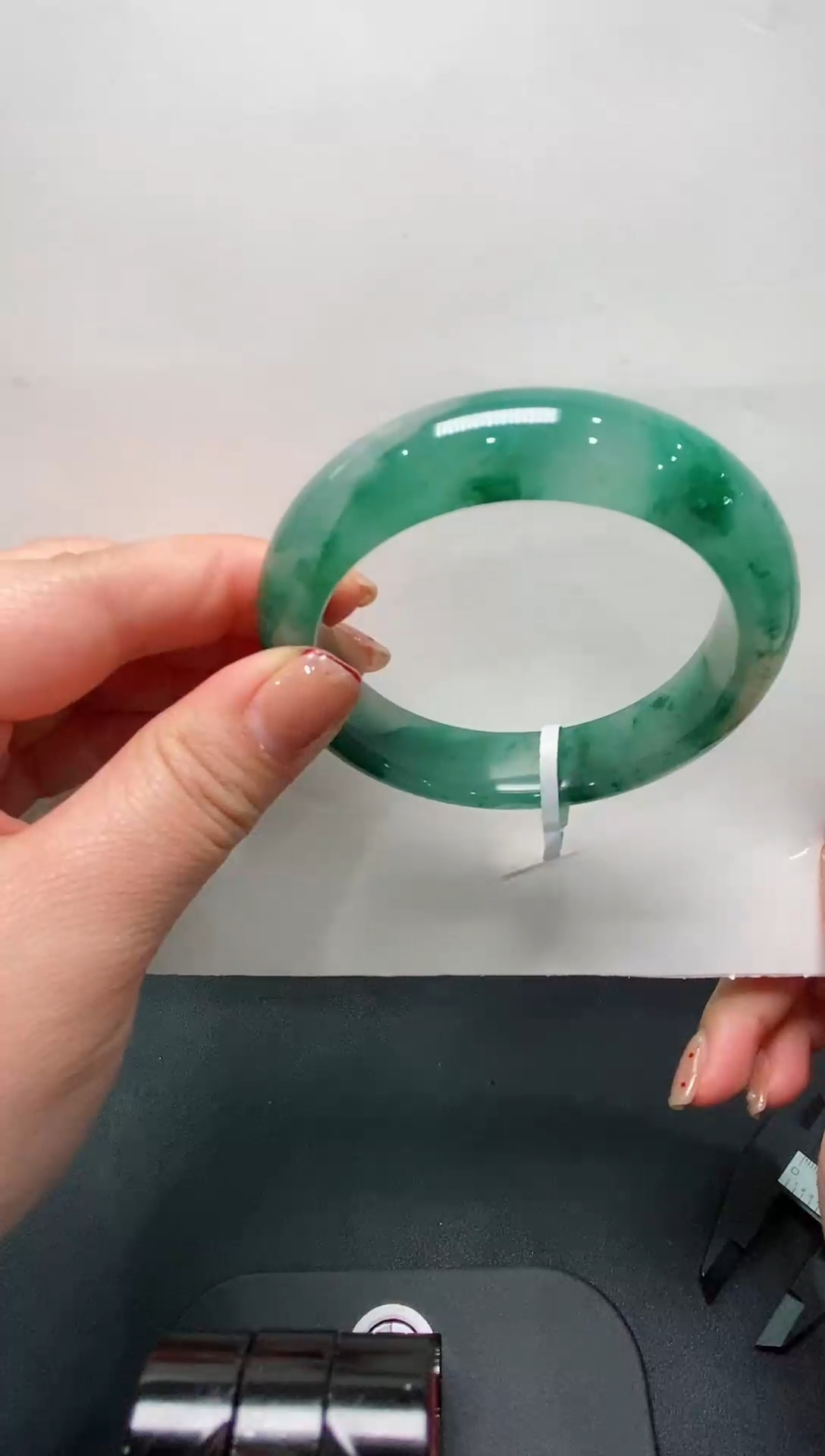 【闪购商品】石英质玉手镯未镶嵌天然飘花非洲翠（独龙玉）09