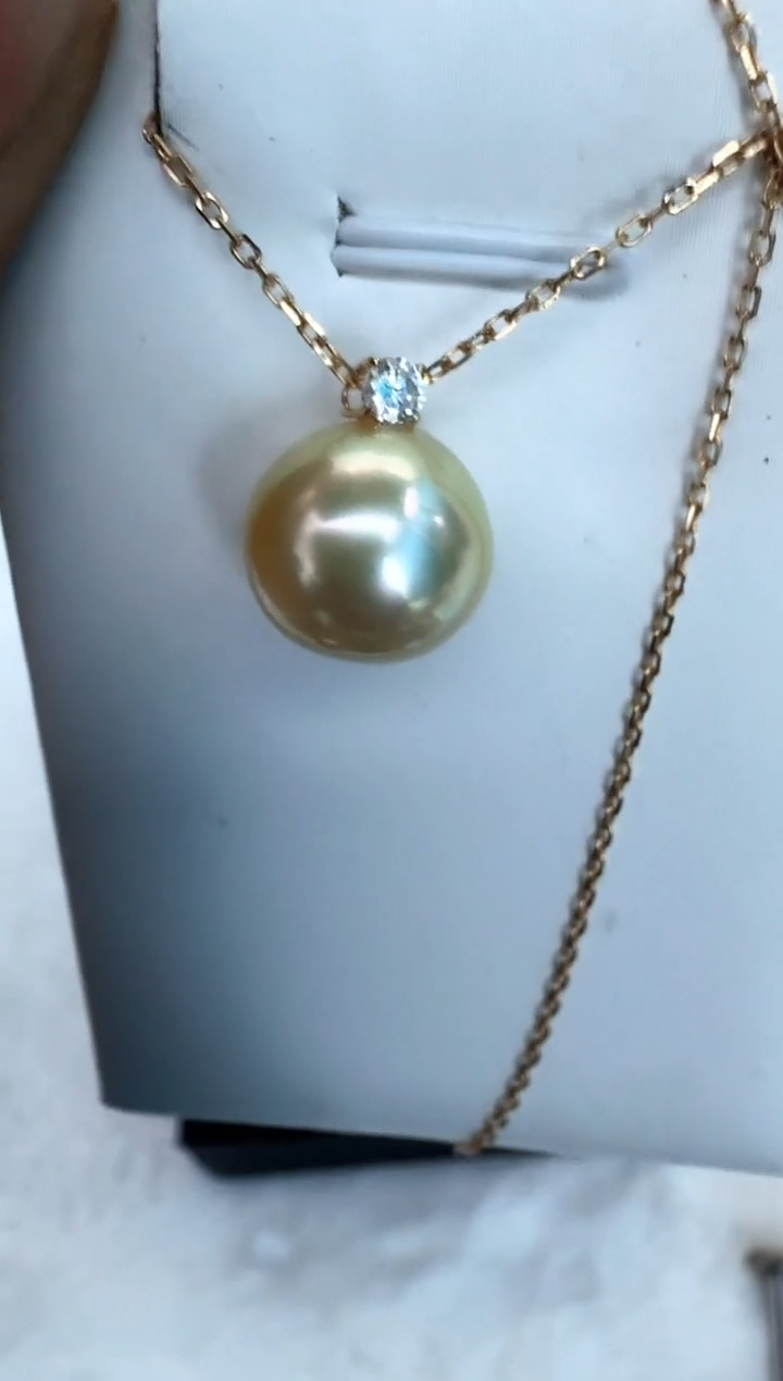 【闪购商品】海水珍珠吊坠(赠链)18K金镶嵌套链