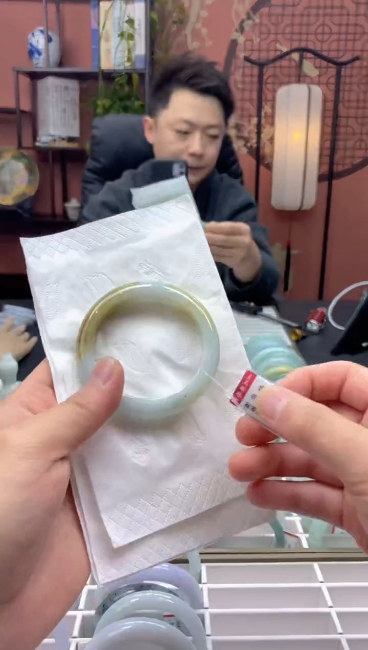 未镶嵌手镯翡翠4471****