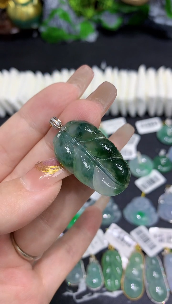 翡翠18K金镶嵌吊坠(不含链)11111