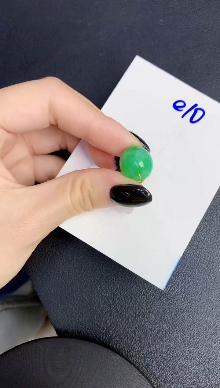 【闪购商品】翡翠颈饰未镶嵌000000000