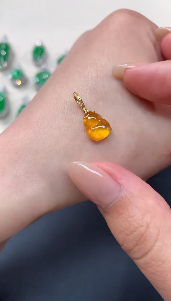 【闪购商品】翡翠吊坠(不含链)18K金镶嵌吊坠A295|1980