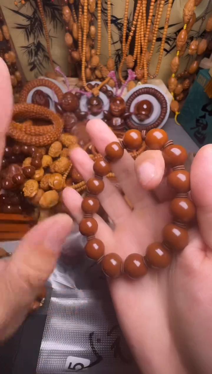 手串橄榄核光珠一个