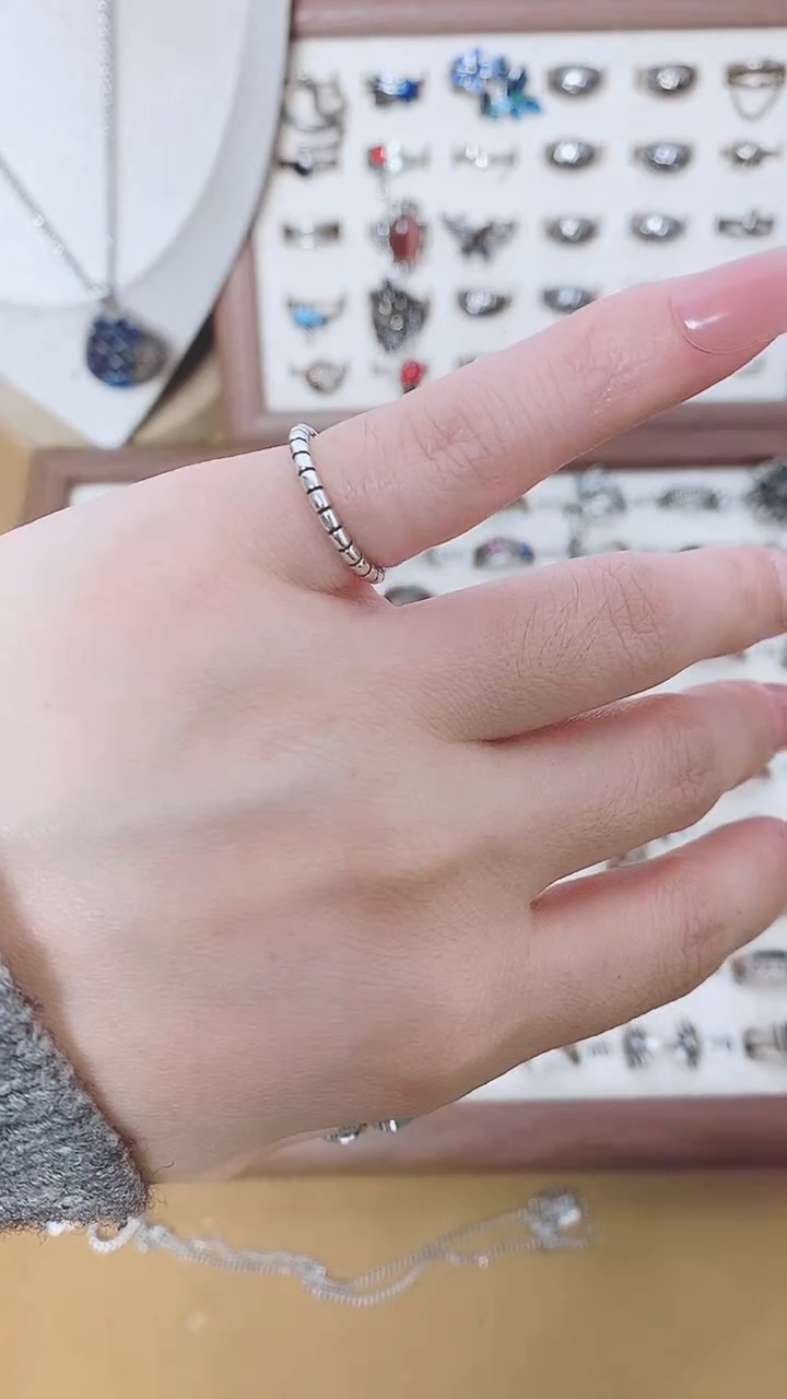 铜合金无细的尾戒