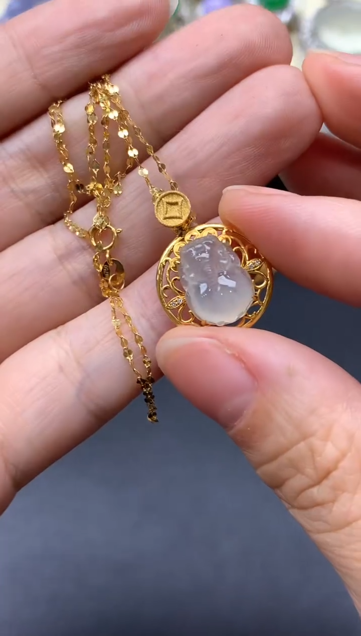 颈饰18K金镶嵌翡翠482中国好珍宝