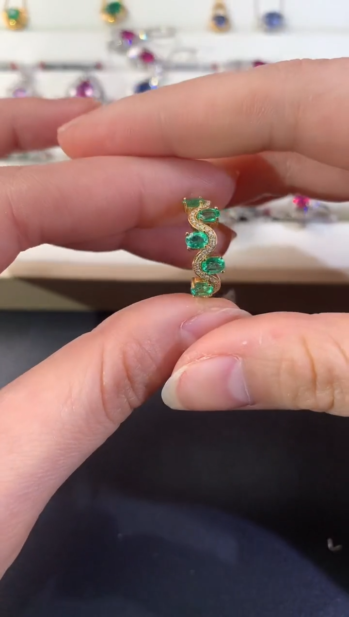 【闪购商品】祖母绿戒指18K金镶嵌Z660|2800