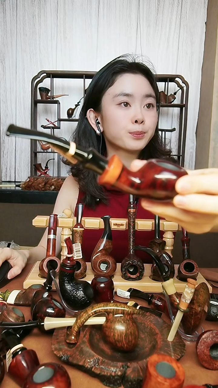 右**边空腔苹果              