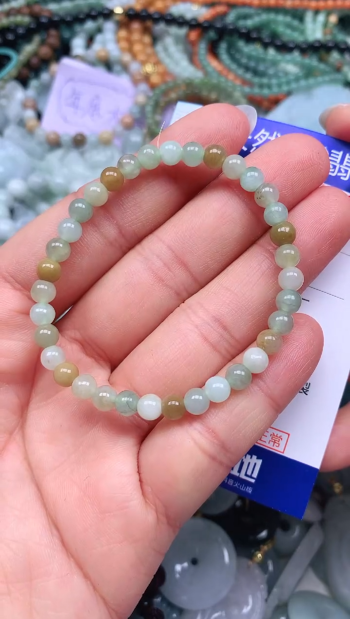 颈饰未镶嵌翡翠天然翡翠
