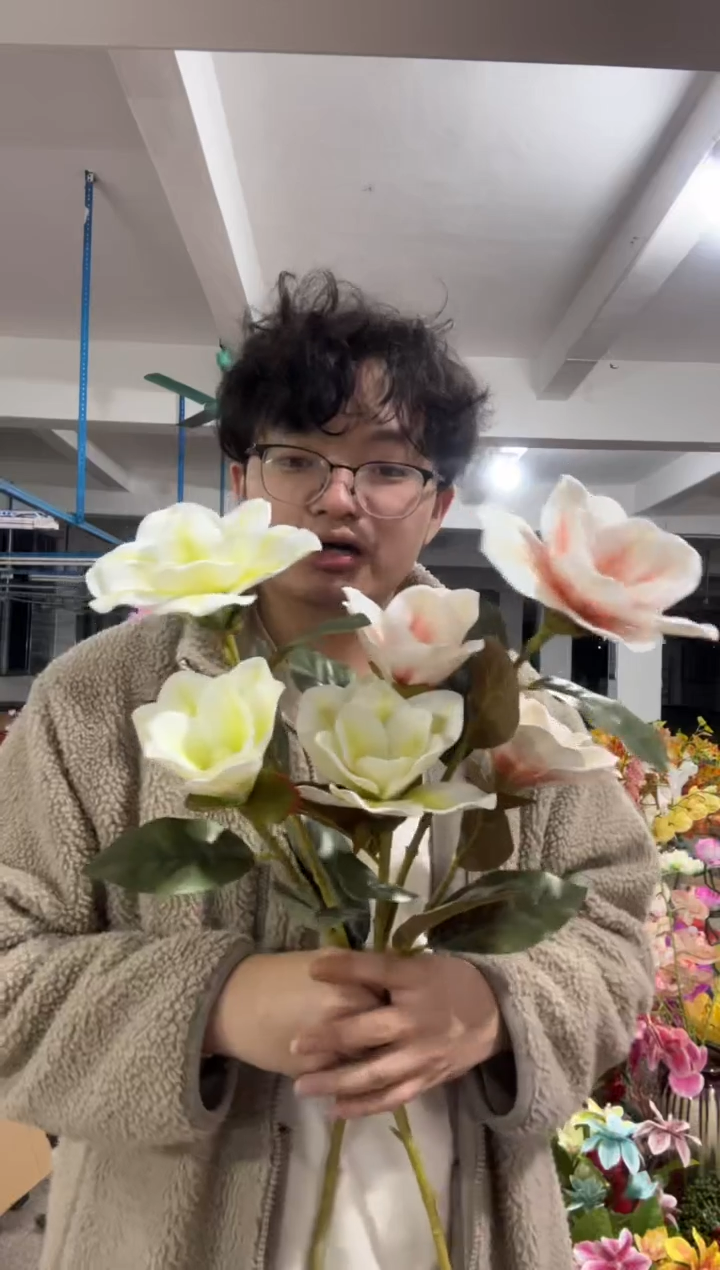 【闪购商品】仿真花朵大玉兰花2束