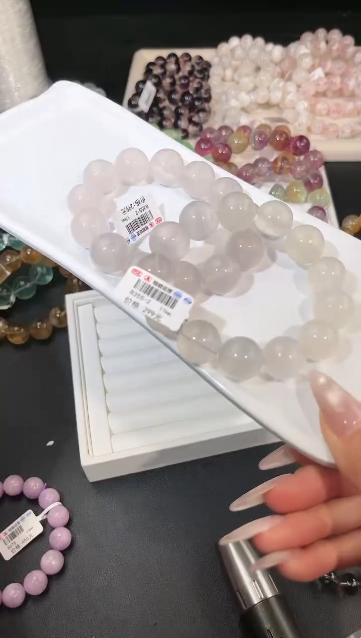 手链未镶嵌萤石多样性发一奶绿17mm
